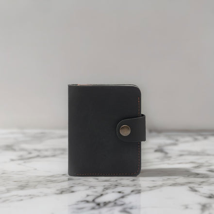 Handmade Minimal Leather Wallet with Snap Closure – Personalized & Elegant Design