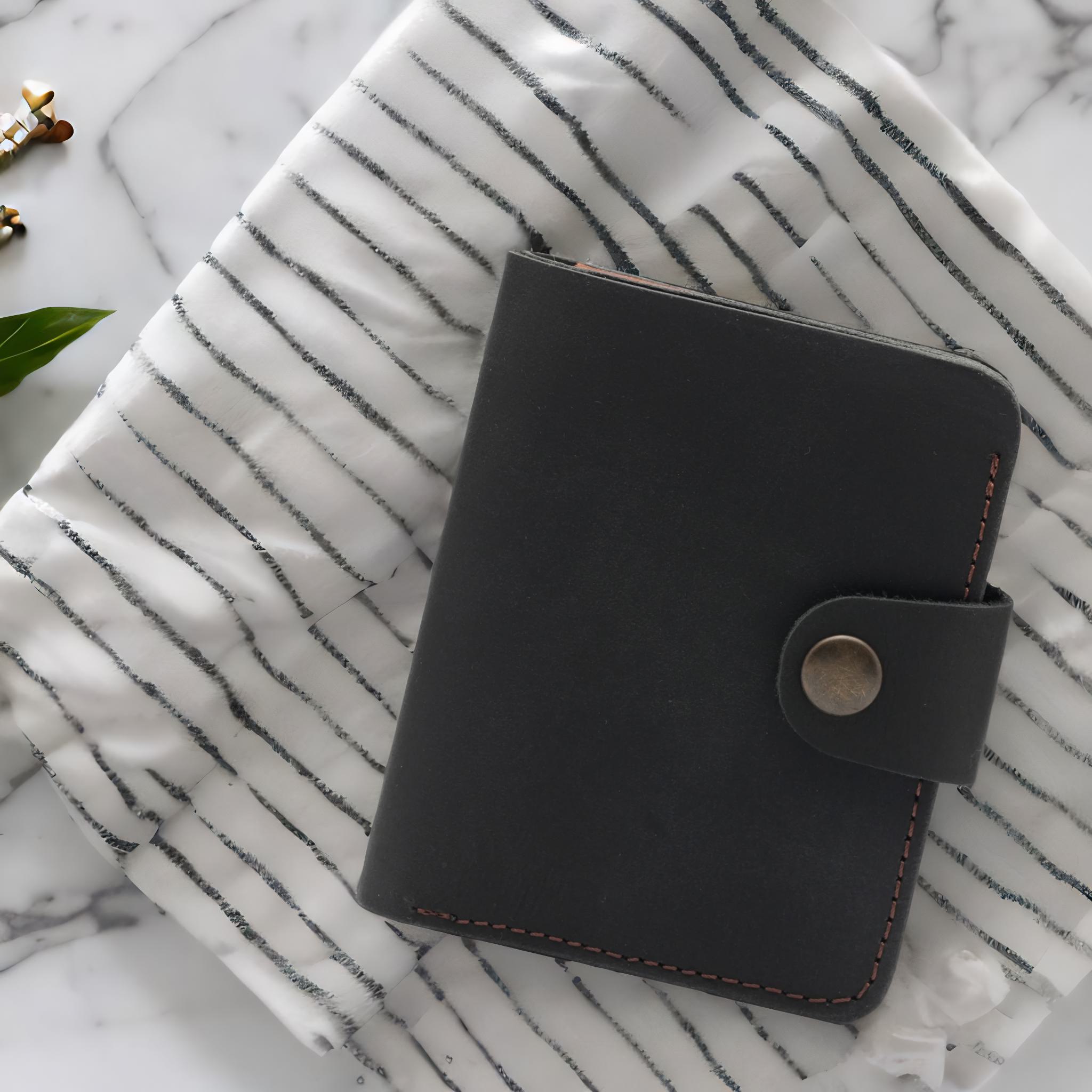 Handmade Minimal Leather Wallet with Snap Closure – Personalized & Elegant Design