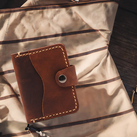 Handmade Genuine Leather Wallet with 4 Horizontal Card Slots – Hand-Stitched & Customizable